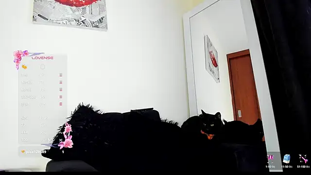 its  angelica  online show from October 2025 08:20:01 PM