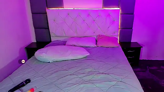 MimiRodriguez online show from January 2025 07:15:01 AM