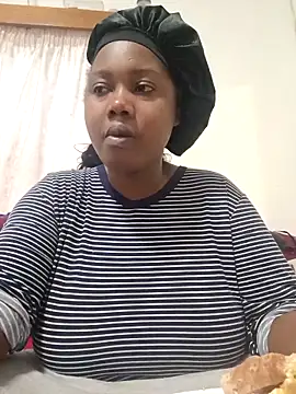 Snapshot of contagiousqueen chatting on April 2026 10:54:02 AM contagiousqueen online show from April 2026 10:54:02 AM