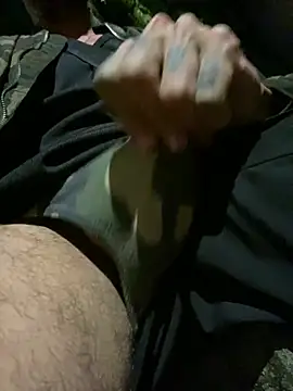 Snapshot of dantedesirexx chatting on March 2025 03:33:01 AM dantedesirexx online show from March 2025 03:33:01 AM