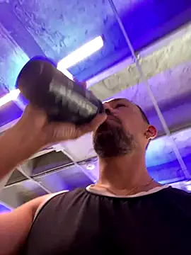 Snapshot of dantedesirexx chatting on November 2025 06:45:02 PM dantedesirexx online show from November 2025 06:45:02 PM