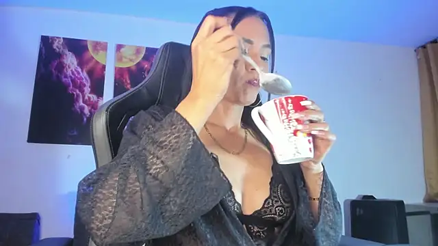 Lazy Blake online show from January 2025 07:04:01 AM