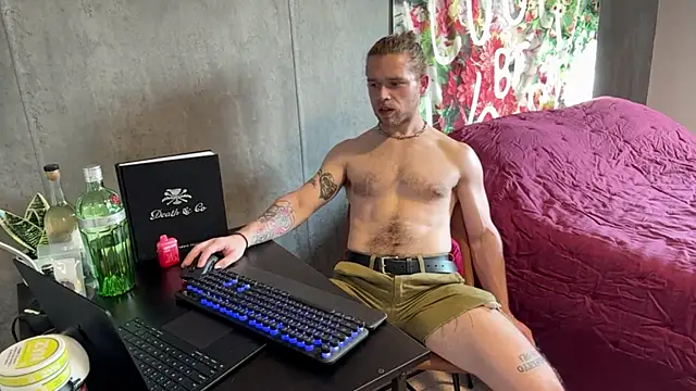 DaddydayDrinkzz online show from March 2025 11:03:02 PM