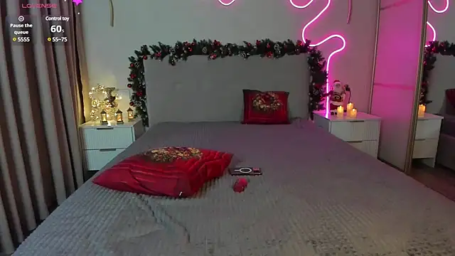 flora off online show from December 2024 07:36:02 AM