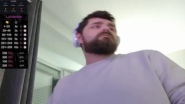 Snapshot of KingMarti chatting on January 2026 07:34:01 AM KingMarti online show from January 2026 07:34:01 AM