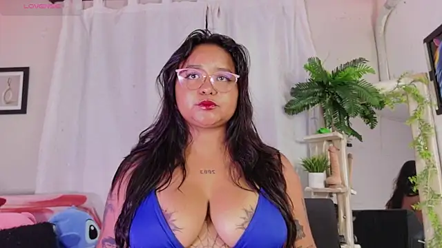 Snapshot of alaia_03 chatting on June 2026 04:30:02 AM alaia 03 online show from June 2026 04:30:02 AM