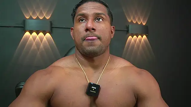 CallumMuscle online show from December 2024 06:19:02 PM