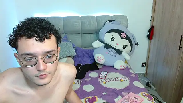 Kylie martinez online show from April 2026 04:29:01 AM