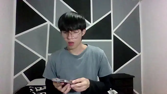 Snapshot of seung_vinblue chatting on November 2025 10:53:02 PM seung vinblue online show from November 2025 10:53:02 PM