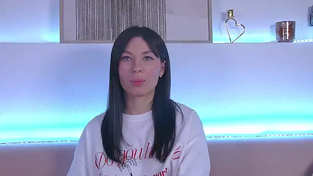 AlexandraBloom online show from January 2025 05:09:01 AM