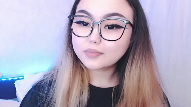 Snapshot of amelia_sunlight chatting on June 2026 03:51:02 PM amelia sunlight online show from June 2026 03:51:02 PM