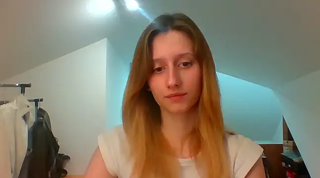 LUNA delight online show from January 2025 05:37:01 PM