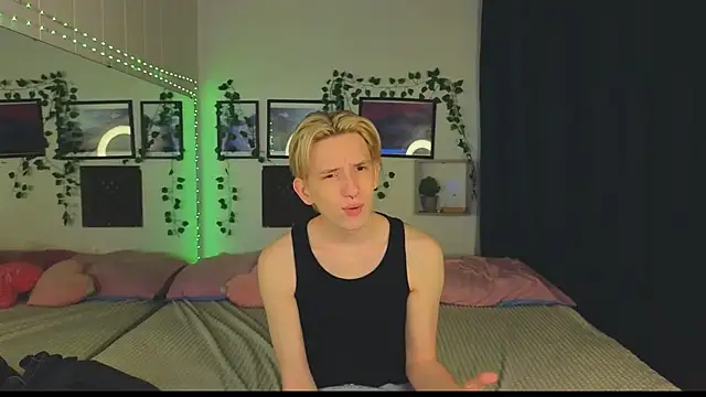 Ron Vils online show from January 2025 02:43:02 AM