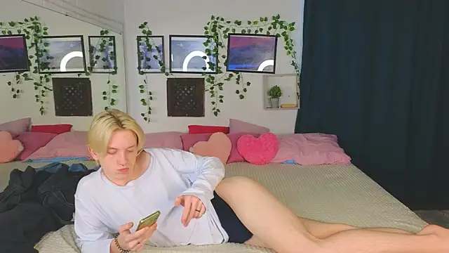 Ron Vils online show from January 2025 05:54:02 AM