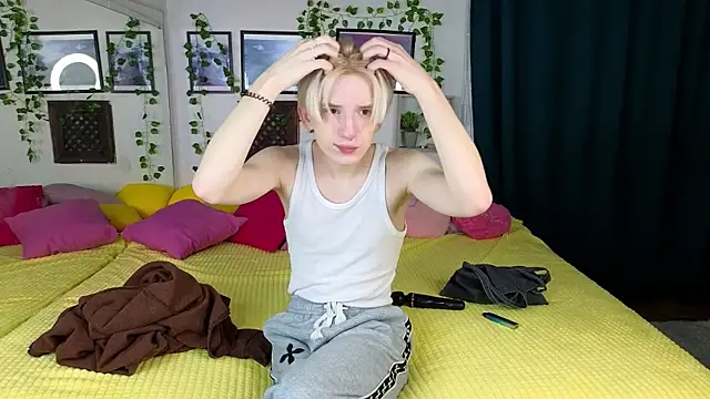 Ron Vils online show from February 2025 03:29:01 AM