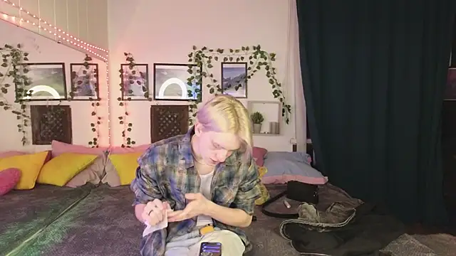 Ron Vils online show from March 2025 03:02:02 PM