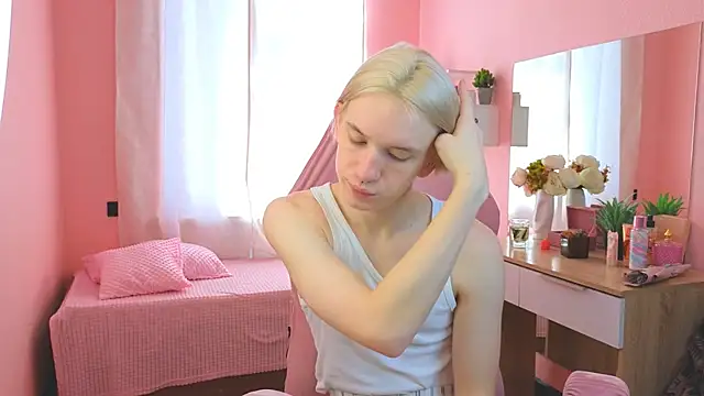 Ron Vils online show from October 2025 05:28:02 AM