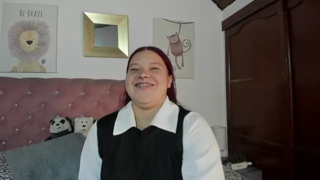 CelessteRedds online show from February 2026 12:00:01 PM