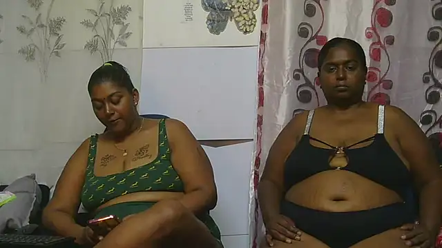 Snapshot of indiansuga chatting on November 2025 06:48:01 AM indiansuga online show from November 2025 06:48:01 AM