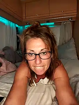 misslynexxx online show from April 2026 07:08:01 PM