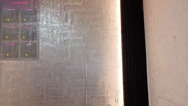 Cristopher23  online show from September 2025 02:17:02 PM