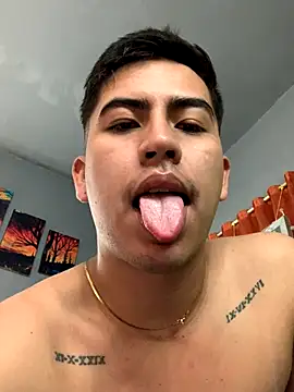 roguer darkk online show from October 2025 06:52:02 PM