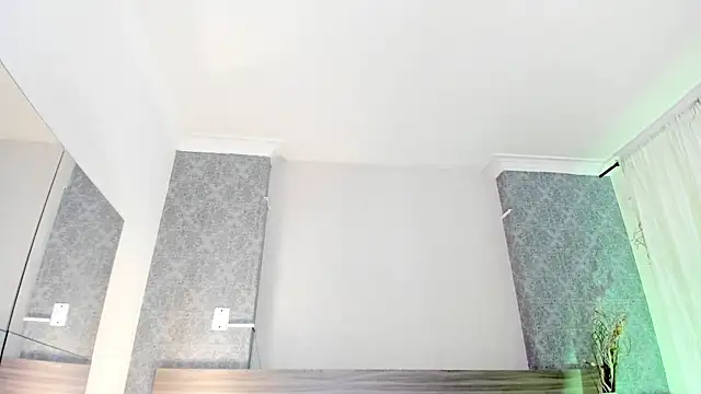 Mistyca online show from September 2025 10:50:01 AM