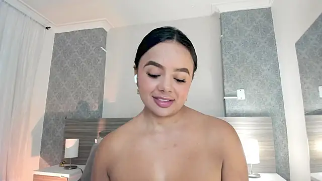 Mistyca online show from July 2026 11:18:01 AM