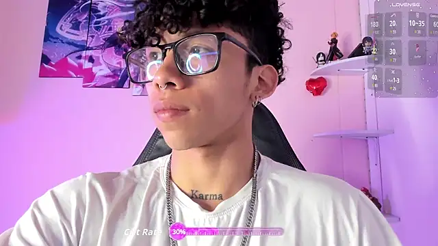 AkazaBoy  online show from September 2025 04:03:01 AM