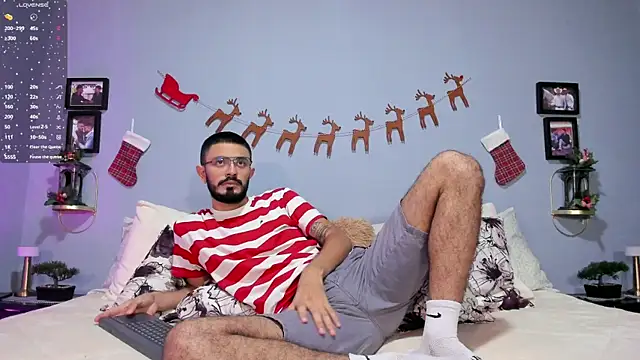 ETHAN ADAM online show from December 2024 02:05:02 PM