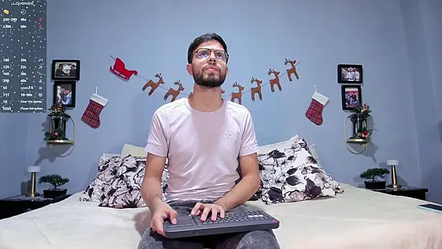 ETHAN ADAM online show from December 2024 01:58:02 AM