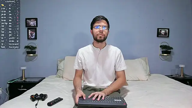 ETHAN ADAM online show from January 2025 08:36:01 PM