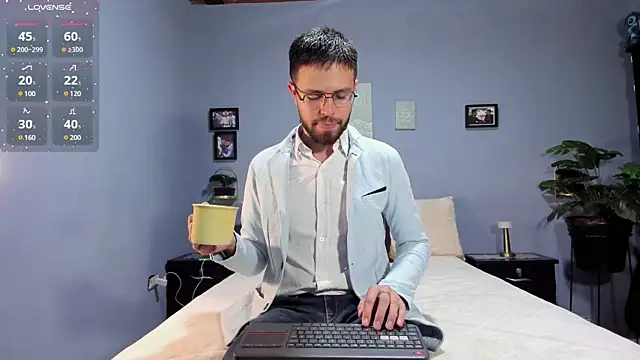 ETHAN ADAM online show from February 2025 07:38:02 PM