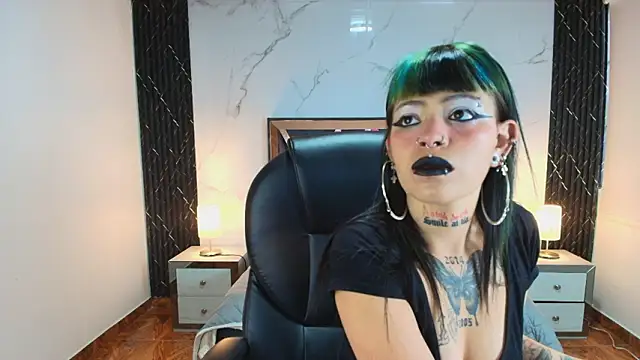 AuroraDiaz online show from March 2026 11:37:01 AM