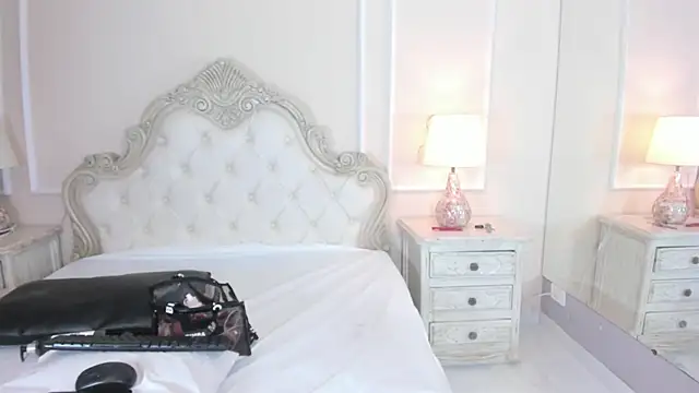 Snapshot of SamanthaPierce chatting on November 2025 12:05:02 PM SamanthaPierce online show from November 2025 12:05:02 PM