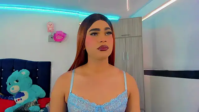 Snapshot of Hellen_moons__ chatting on October 2025 07:13:01 PM Hellen moons online show from October 2025 07:13:01 PM