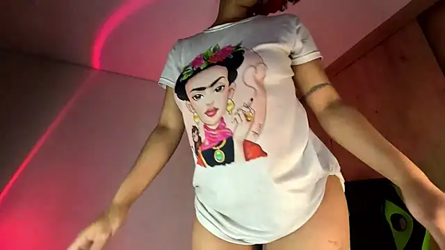 Ale xandra online show from July 2026 01:45:01 AM