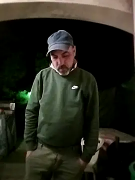 affascino online show from April 2026 08:50:01 PM