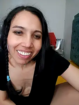 KimPielCanela online show from March 2025 05:50:02 PM