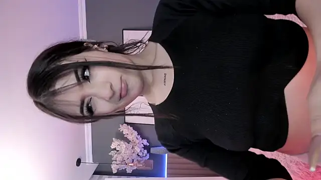 Megan mooree  online show from February 2025 11:06:02 AM