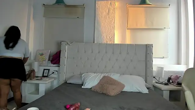 Gabycutee online show from February 2025 10:47:01 PM