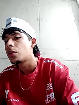 Elputas online show from October 2025 06:19:02 PM