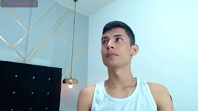 Snapshot of Oliver_king_sex chatting on January 2025 09:14:02 PM Oliver king sex online show from January 2025 09:14:02 PM