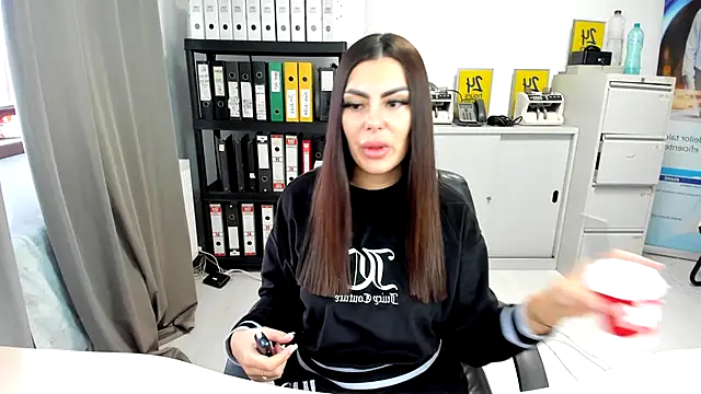 kilenyapatrice online show from November 2025 11:44:02 AM