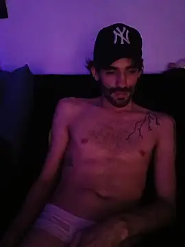 johngil0995 online show from November 2025 11:31:02 AM