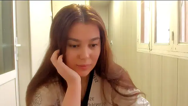 LunaXmii online show from December 2025 02:50:02 AM