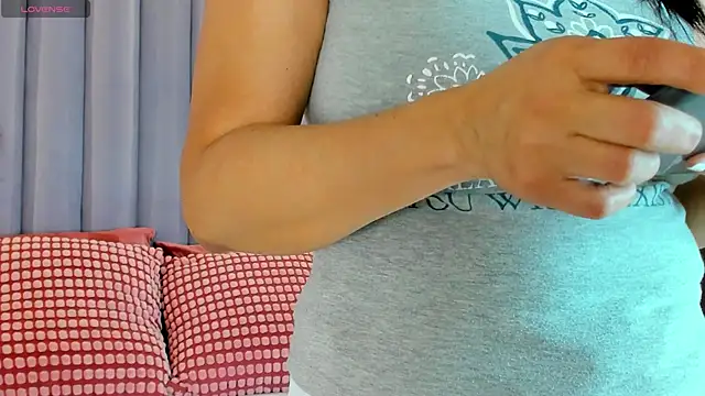 JaylaScott   online show from March 2026 11:40:01 AM