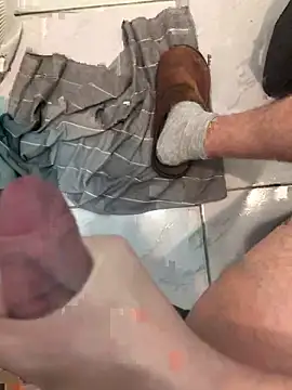 Gutinhoxx online show from June 2026 05:36:02 PM