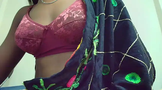 Snapshot of Magic_Zara chatting on December 2024 08:48:02 AM Magic Zara online show from December 2024 08:48:02 AM