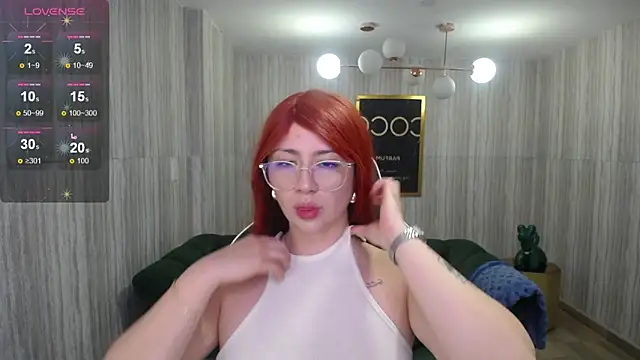 Snapshot of Rachel_t_ chatting on December 2024 04:29:02 PM Rachel t online show from December 2024 04:29:02 PM
